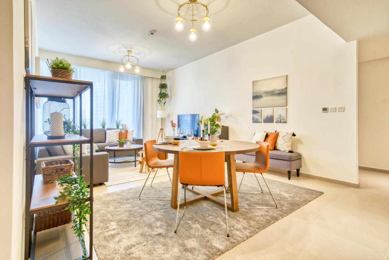 Incredible Views From This Classy Apt With Terrace Dubai Exterior photo