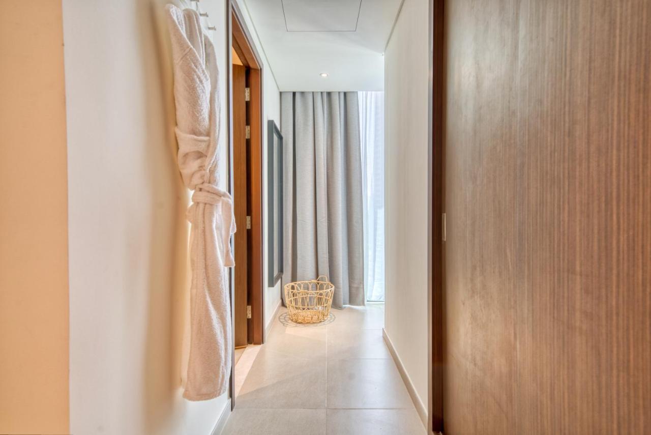 Incredible Views From This Classy Apt With Terrace Dubai Exterior photo