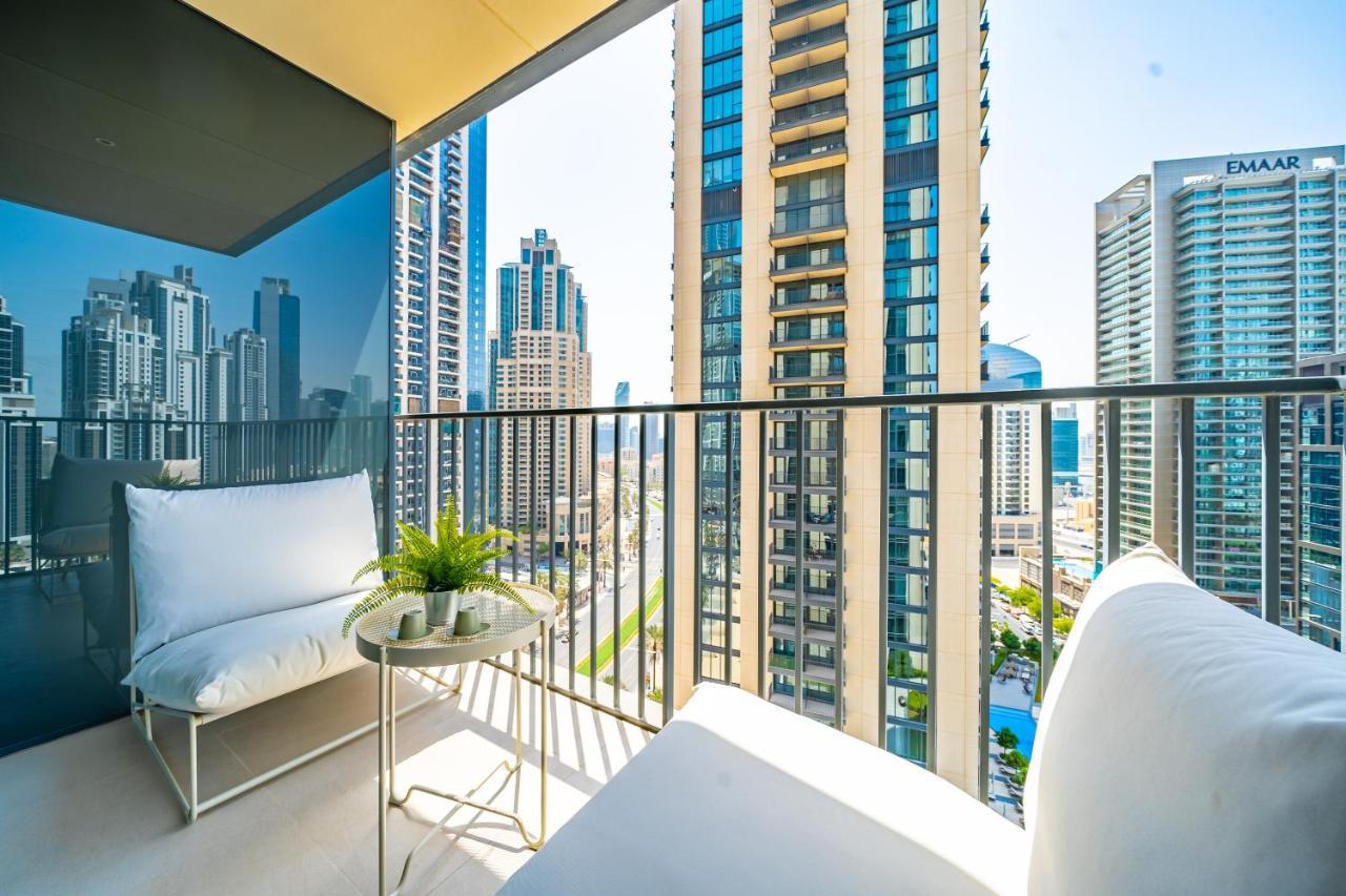 Incredible Views From This Classy Apt With Terrace Dubai Exterior photo